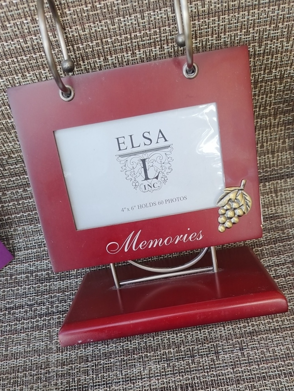 ELSA 4 X6 Red Photo Frame with Gold Grape Accent